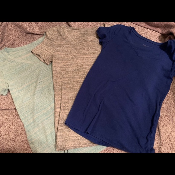 3 pack Ladies V-Neck Tee - Picture 2 of 2